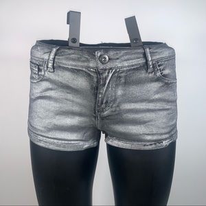 Metallic booty short